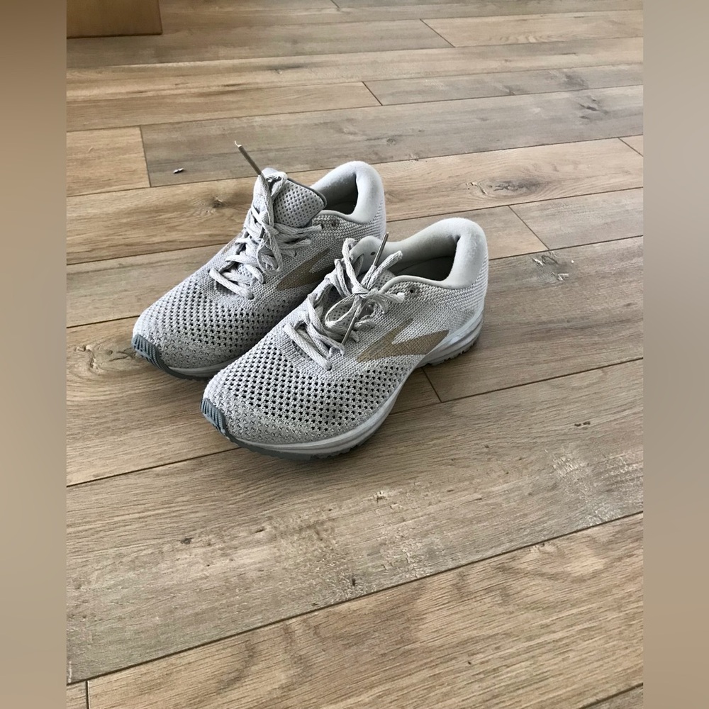 Brooks Revel 2 shoes
